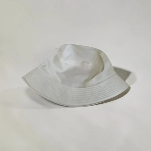 white bush hat o13